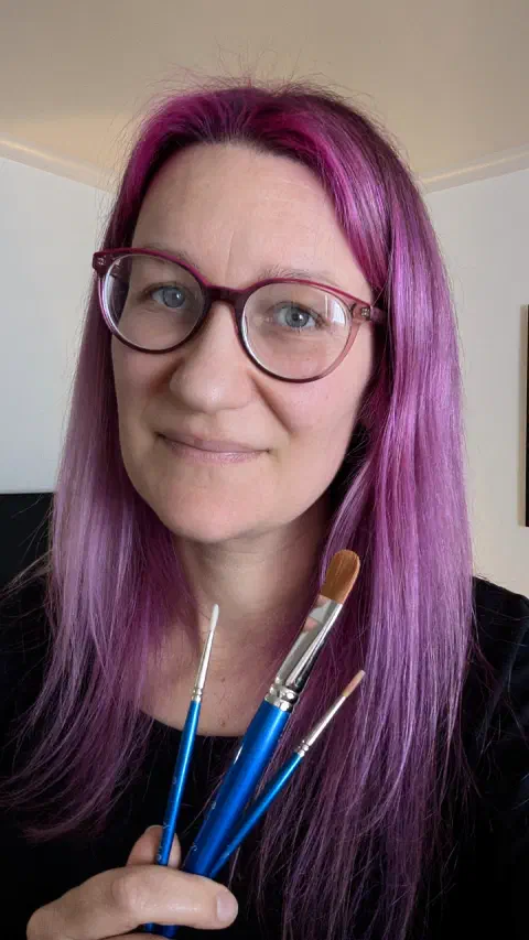 Heather Saxon-Porter, award-winning face painting artist